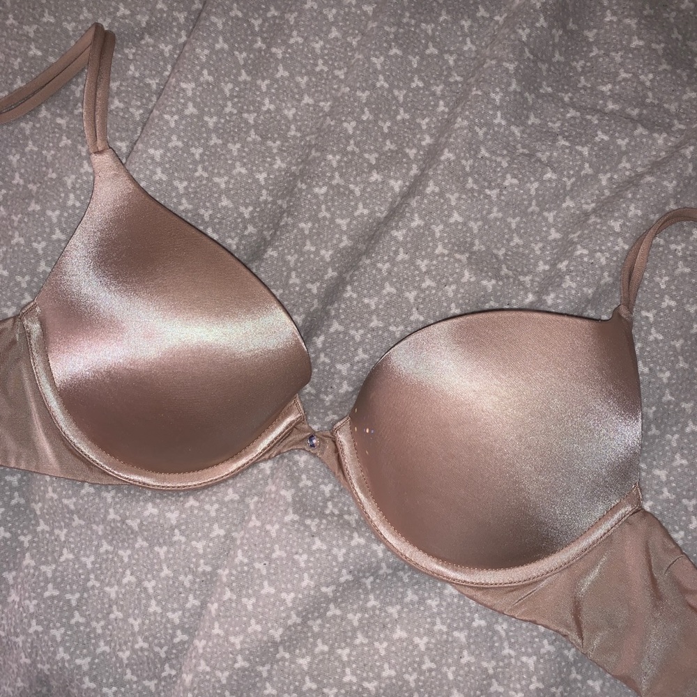 Nude Very Sexy Push-up 32C